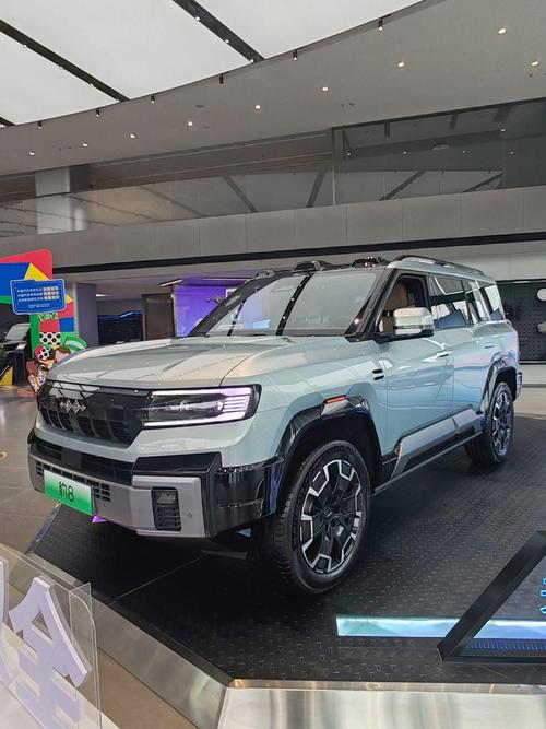 惠州惠城区振福时企业管理咨询比亚迪方程豹硬派越野的爆款，英菲尼迪35周年与你共成长